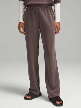 lululemon athletica Relaxed Wide-Leg Pants in Cocoa Brown